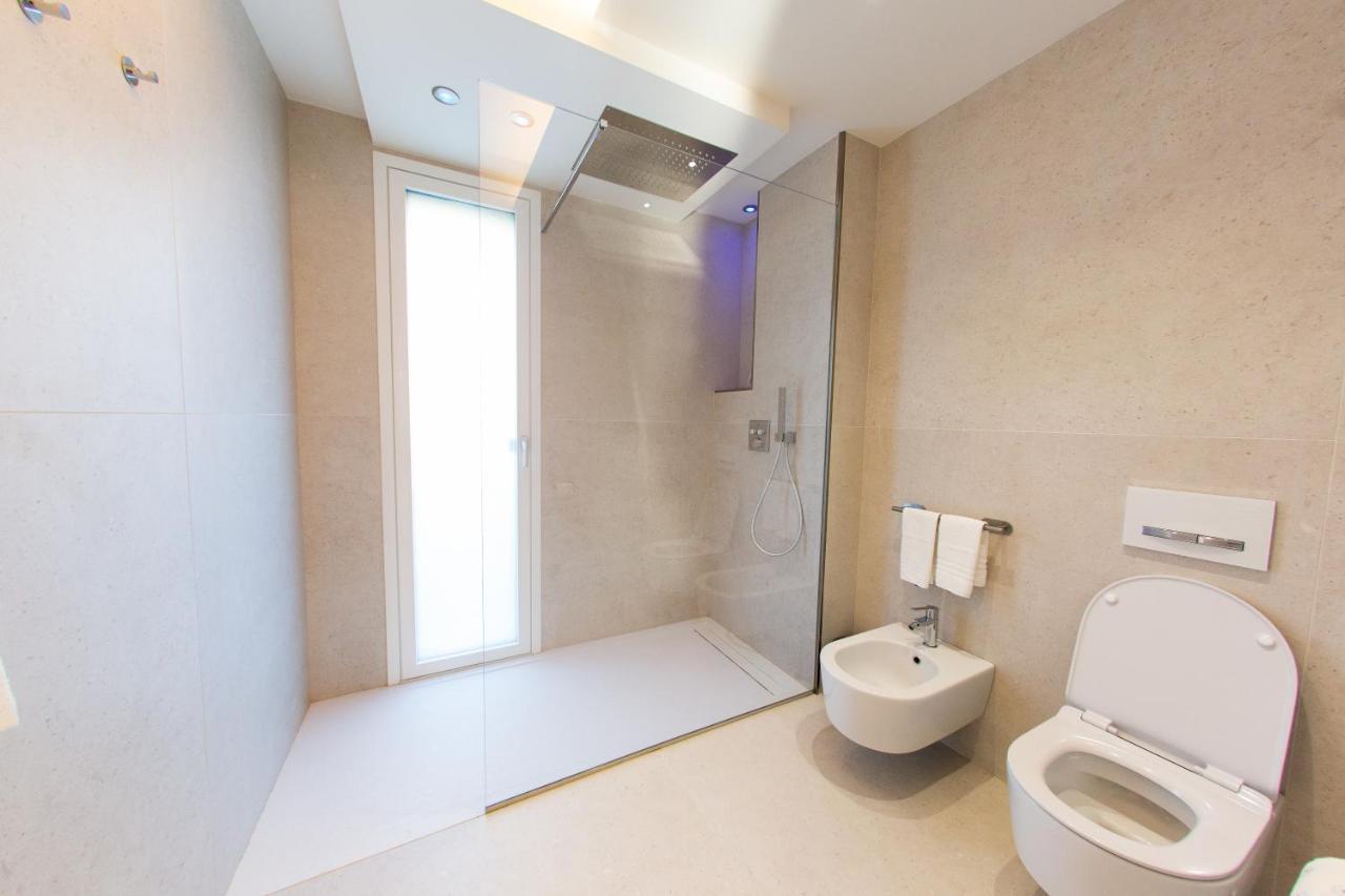 Magic Luxury Apartments Bardolino Bagian luar foto